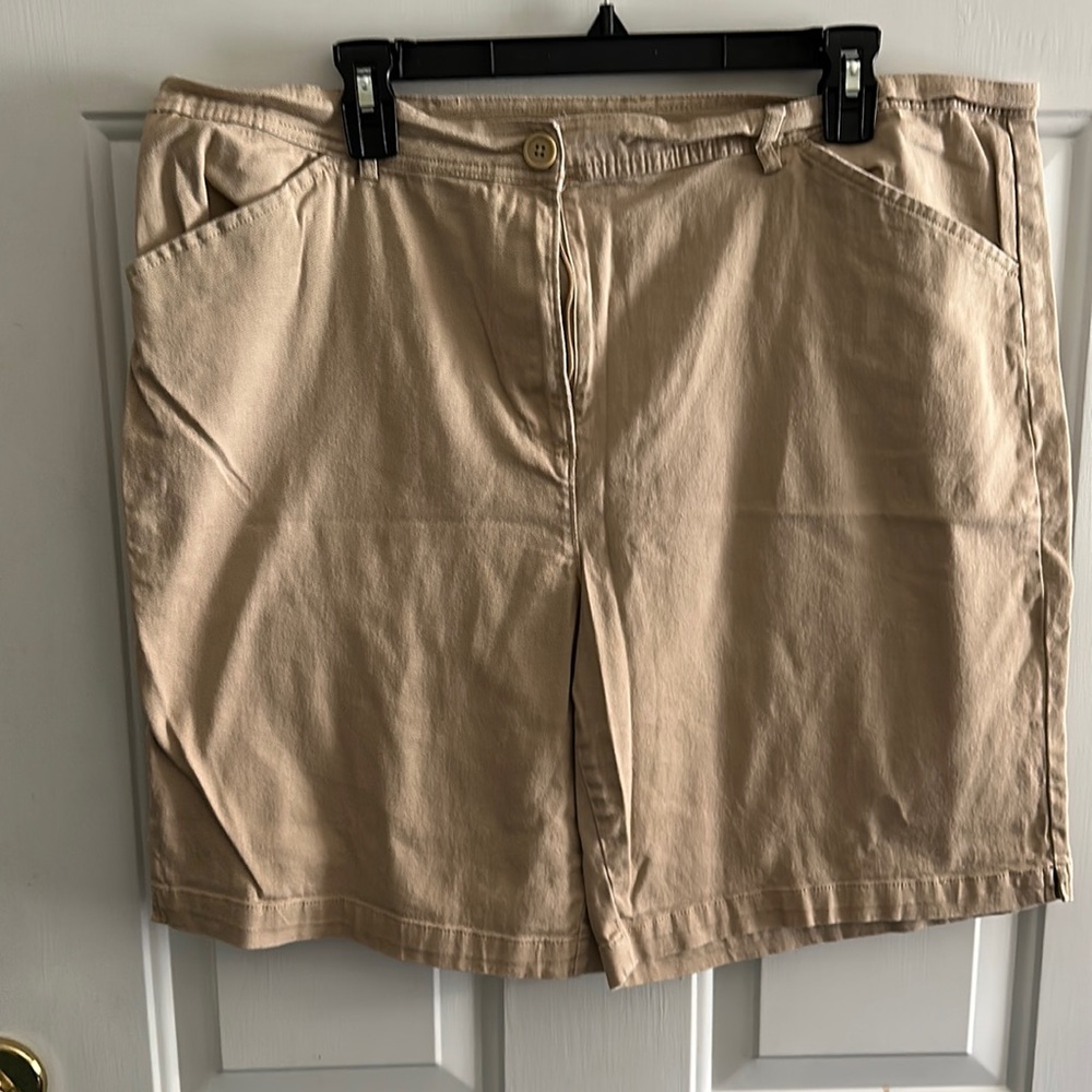 White Stag Women Tan shorts